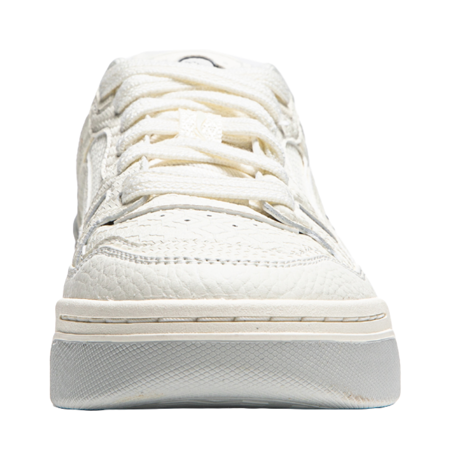 LiNing Moon White 2.0 Anti Slip Wear Resistant Breathable Height Increasing Low Top Skateboard Shoes Women's Ecru 