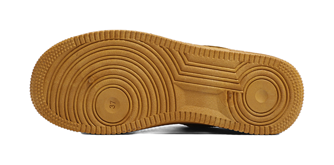 HUANQIU Height Increasing Abrasion Resistant Lightweight Slip Resistant Low top Skateboard Shoes Unisex Camel 