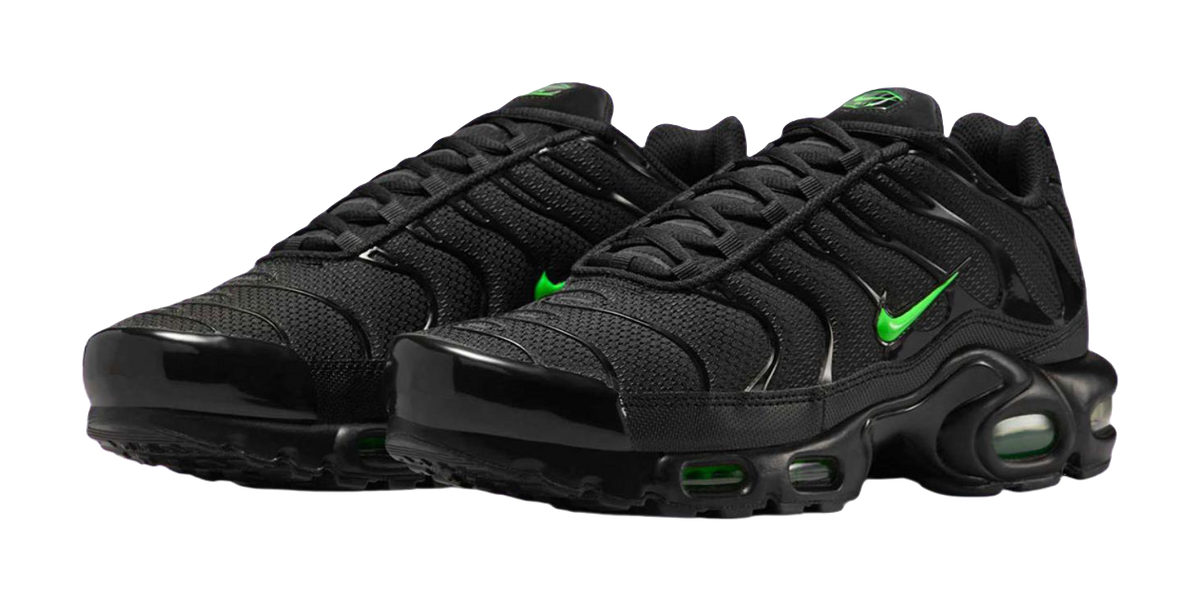 Nike Air Max Plus Abrasion Resistant Low top Training Casual Running Shoes Mens Black Green  vjsneaker.com