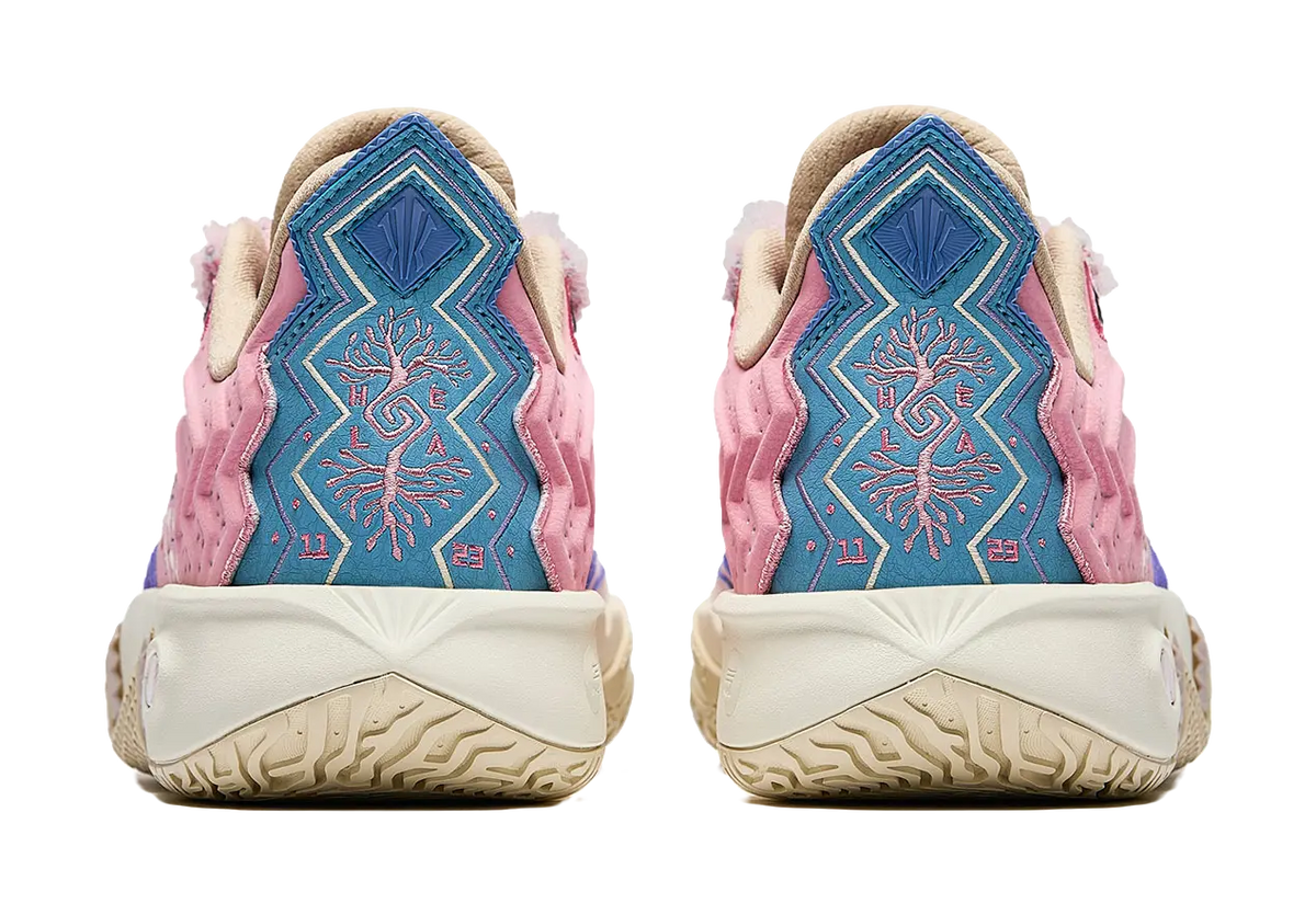 Anta KAI 2 Kyrie Irving 2 - Little Princess Basketball Shoes for Men Coffee Tea Red 