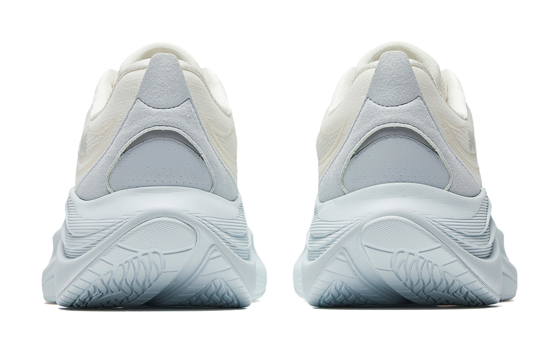 Anta Leaf 6.0 Lightweight Rebound Low top Casual Running Shoes Women's Ivory White Light Mist Gray 