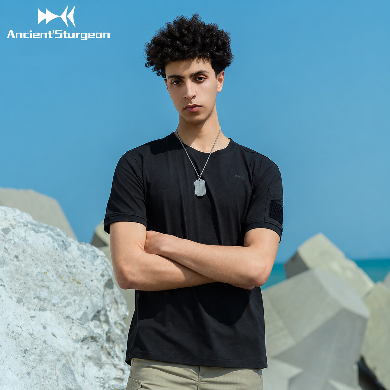 Black tactical T-shirt, crew neck, short sleeves