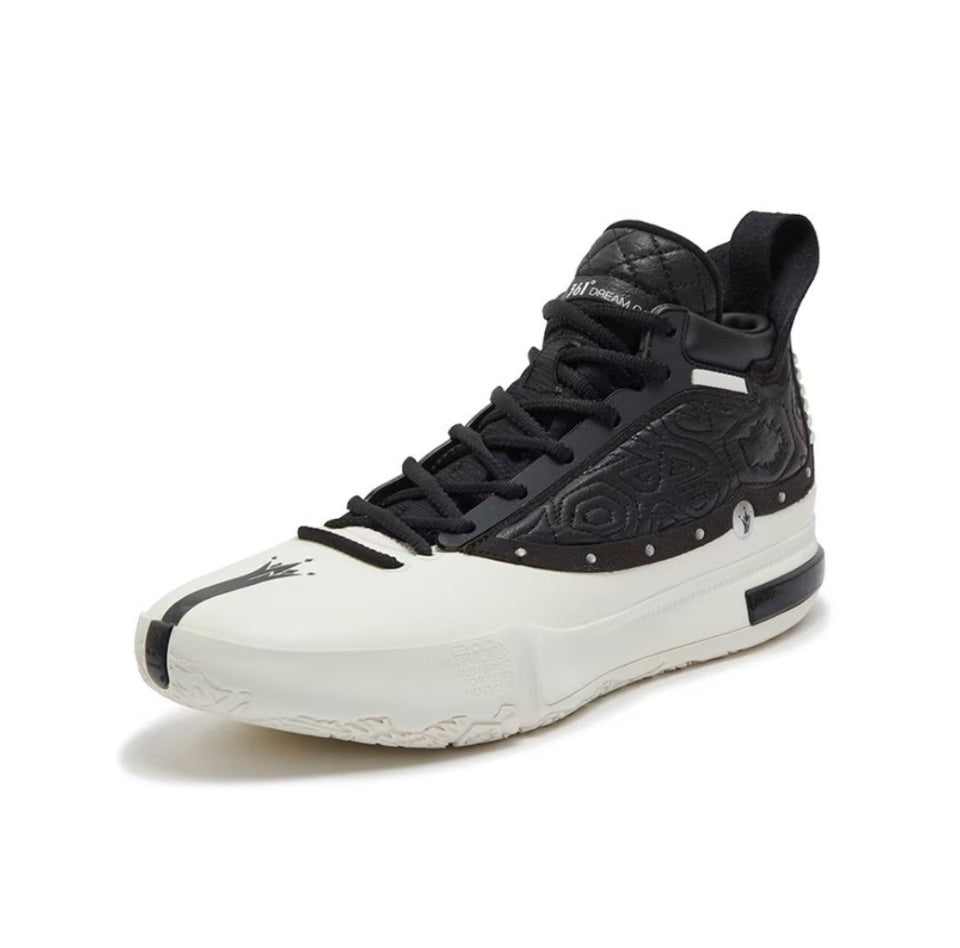 Front  view of 361° Joker Yokei Generation One Basketball Shoes Men High-Top Obsidian Black/361 Degrees White