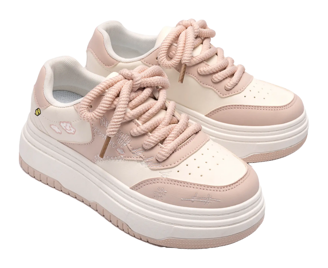 HUANQIU Coverage Lightweight Height Increasing Low top Skateboard Shoes Women's Beige Black 