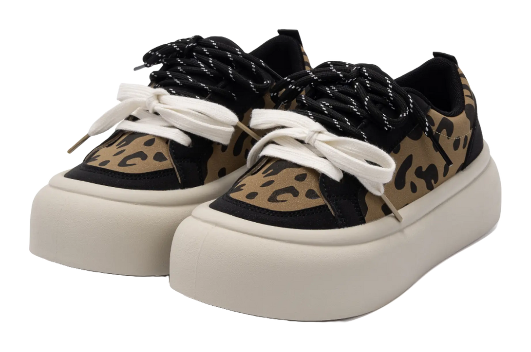 HUANQIU Height Increasing Slip Resistant Low top Skateboard Shoes Women's Beige Black 