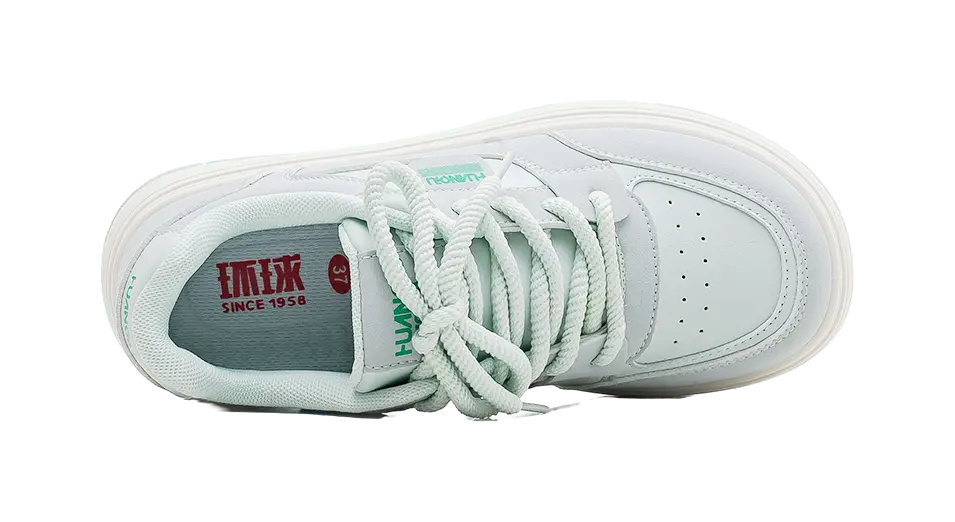 HUANQIU Slip Resistant, Abrasion Resistant, Lightweight Low Top Skateboard Shoes Women's 