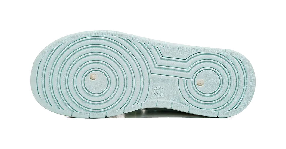 HUANQIU Slip Resistant, Abrasion Resistant, Lightweight Low Top Skateboard Shoes Women's 