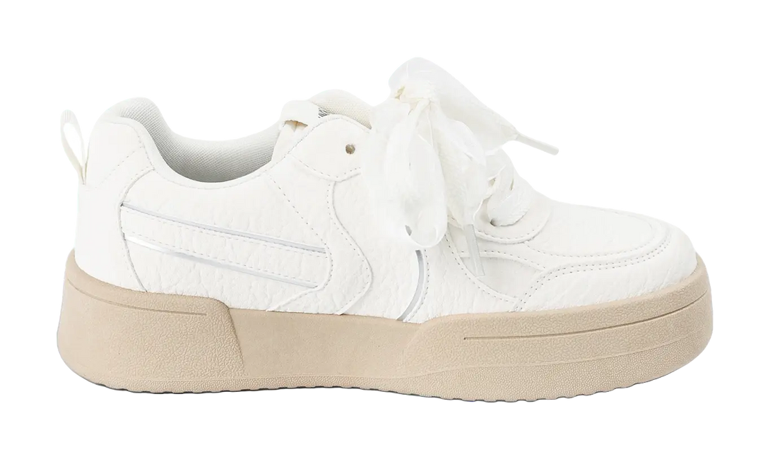 HUANQIU Slip Resistant, Abrasion Resistant, Lightweight Low top Skateboard Shoes Women's 