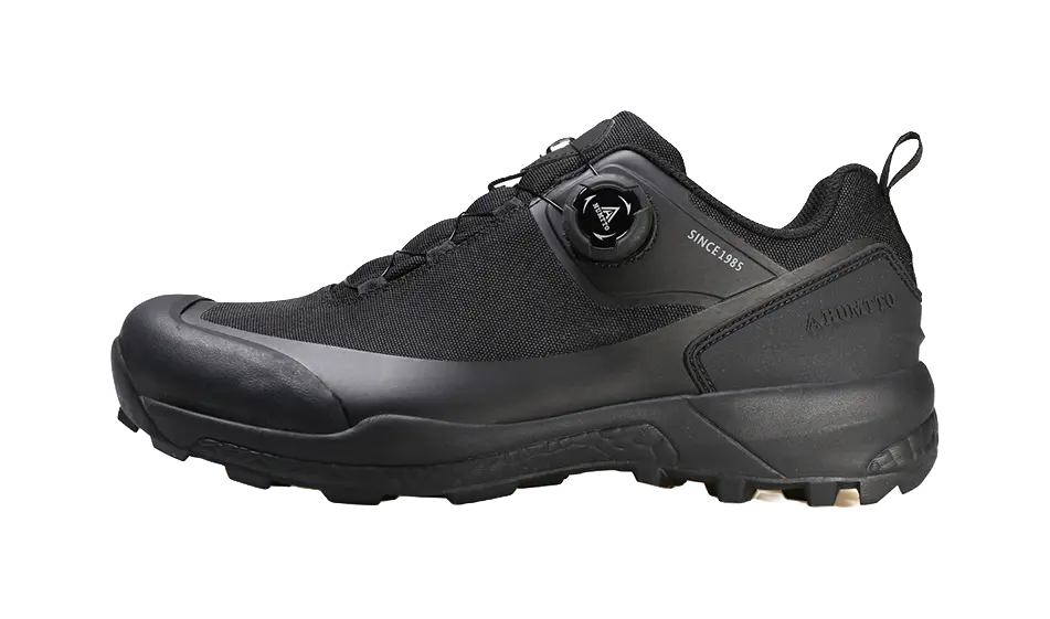 HUMTTO Men's Low-Top Outdoor Shoes - Cushioned Anti-Slip & Wear-Resistant Black 