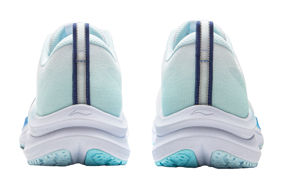 LINING Red Hare 8 Running Shoes Men's Low top Standard White, Light Sky Blue 