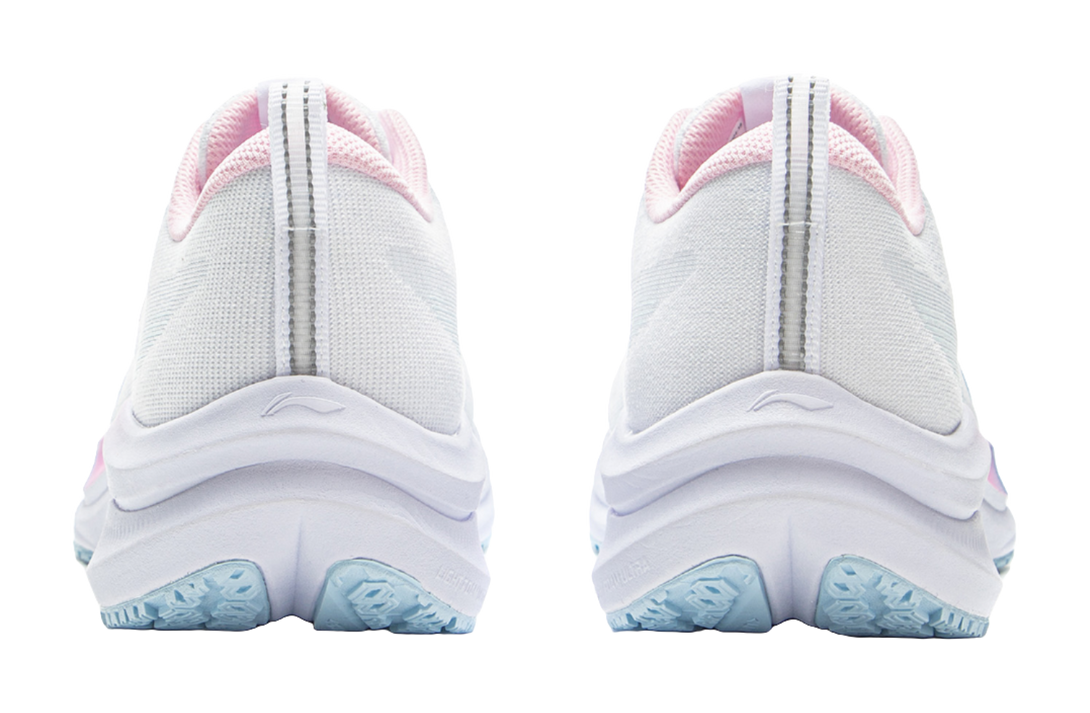 LINING Red Hare 8 Running Shoes Women's Low top Standard White/Light Sky Blue 