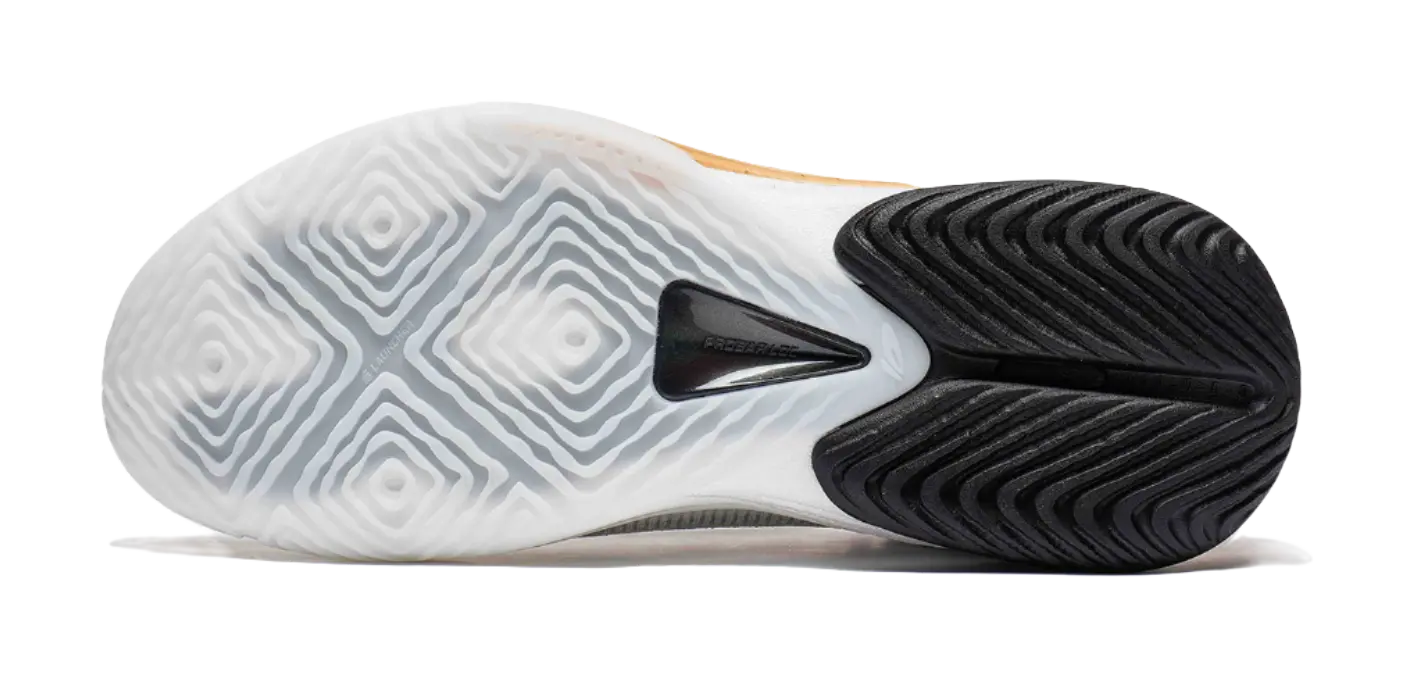 LINING Speed 10 - Basketball Shoes Men's White and Black 