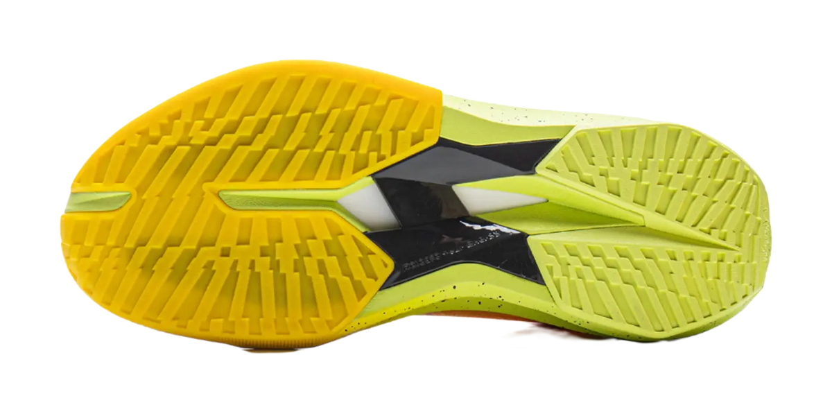 LINING Ultralight Basketball Shoes Mens Low top Lemon 