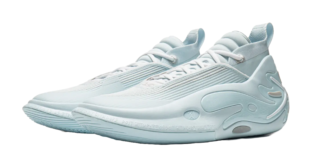 LINING Wow11 Basketball Shoes Mens Mid top Light Sky Blue 