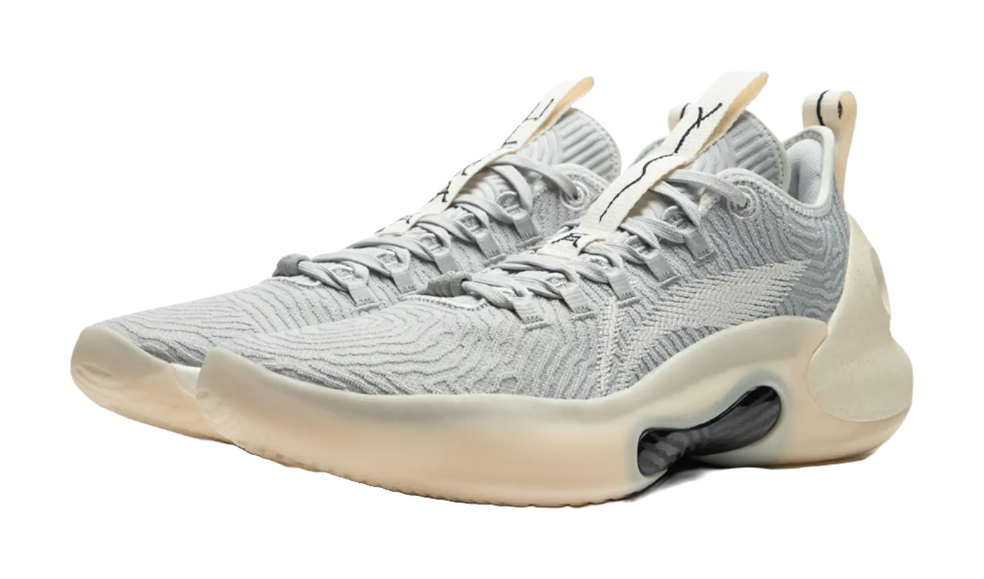 LiNing Charming Ultra Low Anti Slip Wear Resistant Low Top Basketball Shoes Mens Brick Gray 