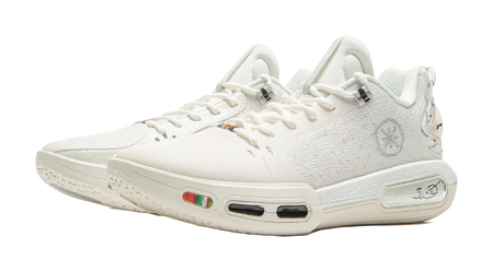 LiNing Cushioning, Wear Resistant Low top Basketball Shoes Mens Champagne White 