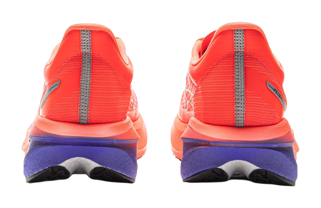 LiNing Feidian 5 Challenger Lightweight Rebound Slip Resistant Low top Carbon Plate Racing Running Shoes Men's Neon Red 