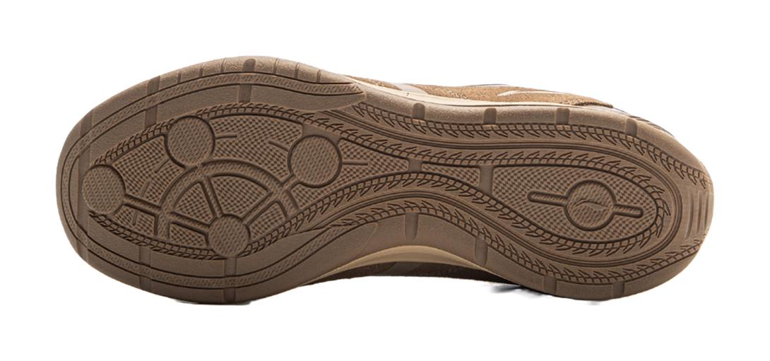 LiNing Film Pulse Slip Resistant, Abrasion Resistant, Lightweight Low top Casual Shoes Women's Brown 