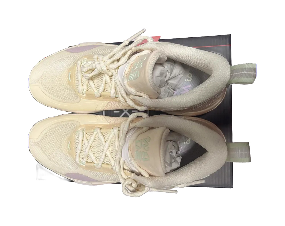 LiNing Wode Phantom 6 Anti Slip Wear Resistant Low Top Basketball Shoes Mens Beige Yellow  vjsneaker.com