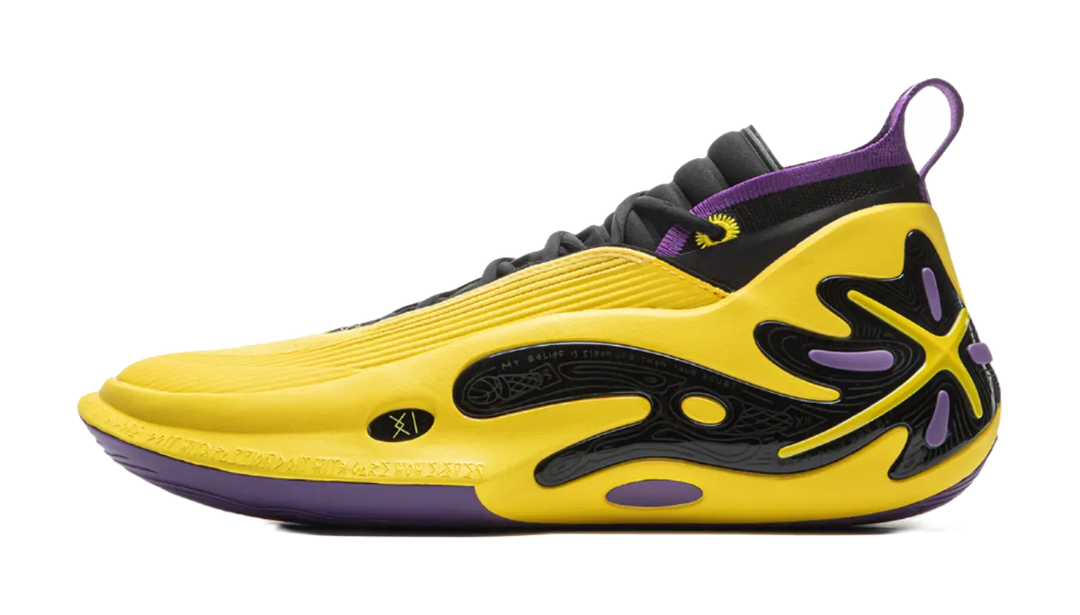 LiNing Wow11 Cushioning Anti-Slip And Wear-Resistant Lightweight Rebound Low-Top Basketball Shoes Mens Yellow Purple 