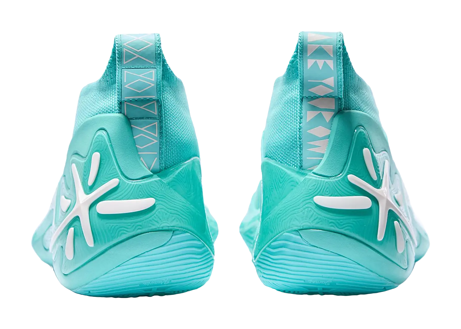 LiNing Wow11 Cushioning Wear-Resistant Lightweight Rebound Low-Top Basketball Shoes Mens Parrot Green 