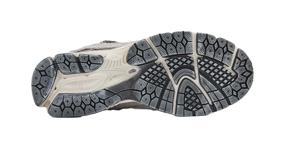 New Balance 2002R Protection Pack - Grey sneakers  vjsneaker.com