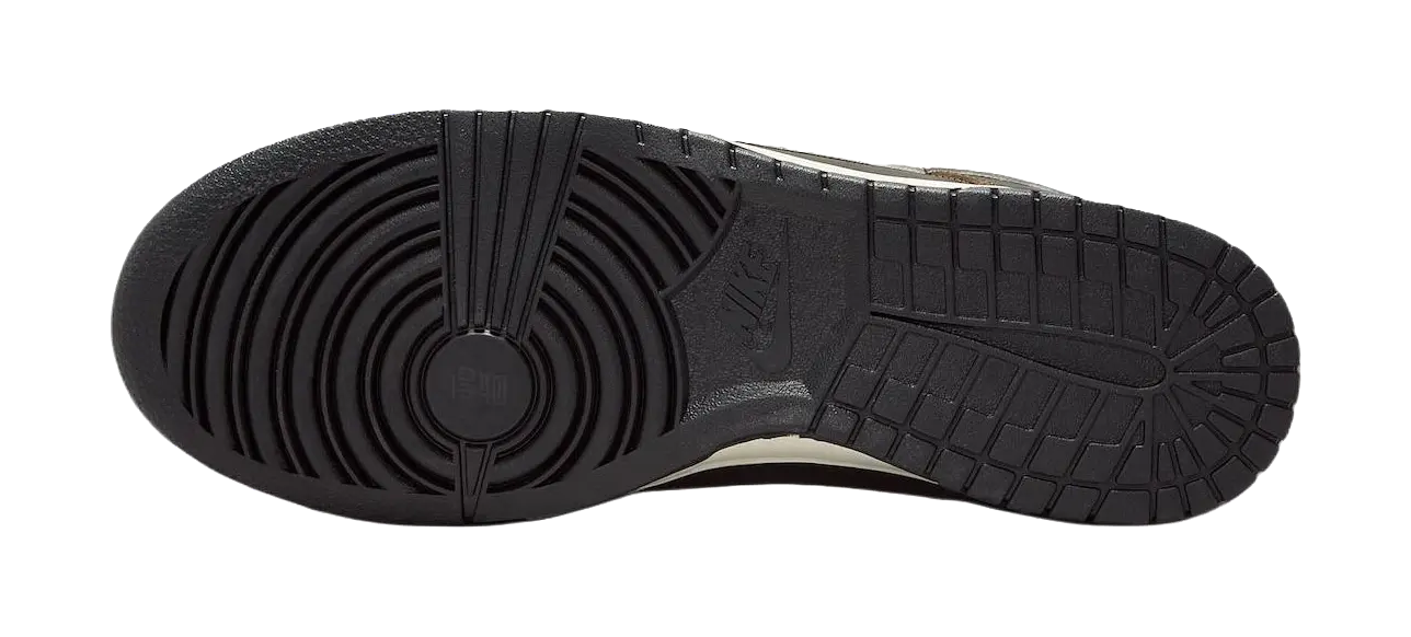 Nike Dunk Abrasion Resistant Low top Skateboard Shoes Mens Brown White  vjsneaker.com