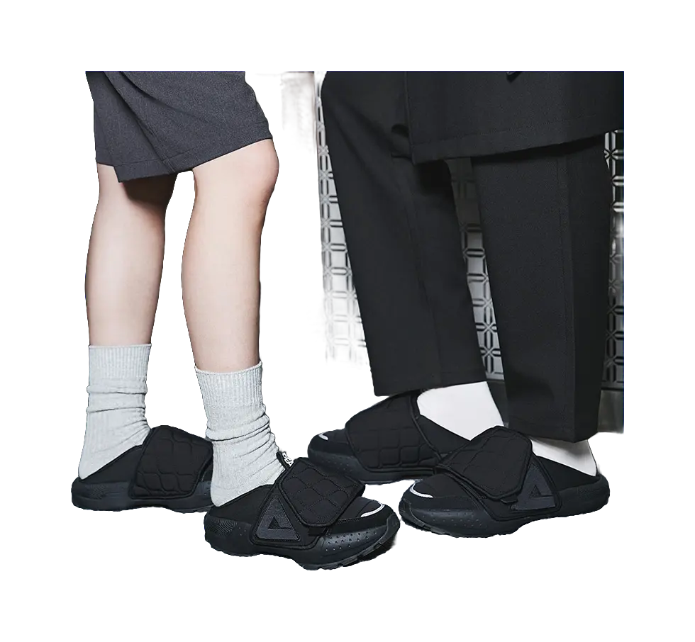 PEAK Coverage Thermal Slip Resistant Cushioning Low top Skateboard Shoes Men's All Black 