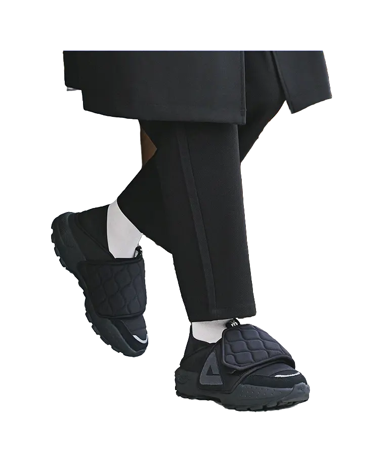 PEAK Coverage Thermal Slip Resistant Cushioning Low top Skateboard Shoes Men's All Black 