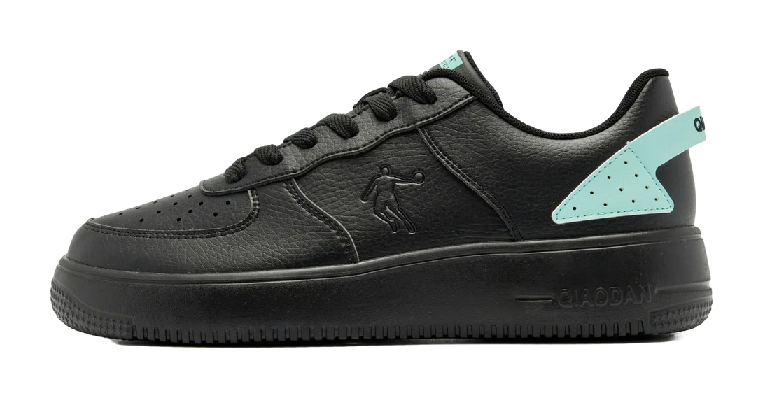 QIAODAN Coverage Slip Resistant, Abrasion Resistant, Height Increasing Low top Skateboard Shoes Men's Black 