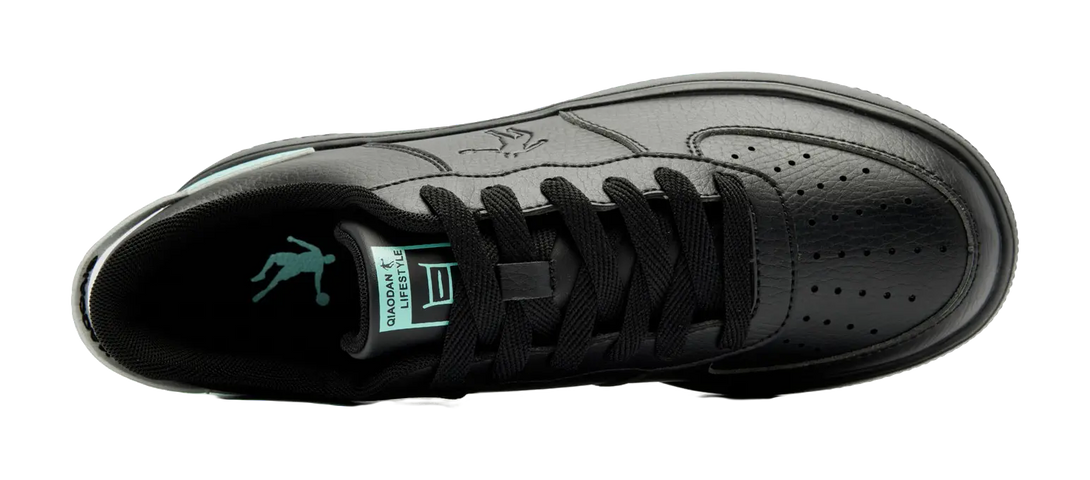 QIAODAN Coverage Slip Resistant, Abrasion Resistant, Height Increasing Low top Skateboard Shoes Men's Black 