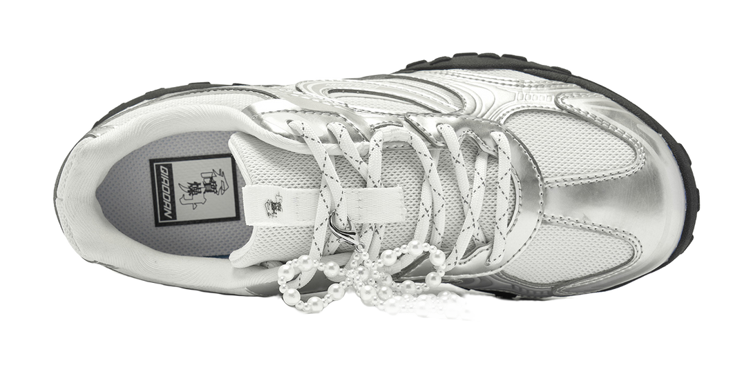 QIAODAN Wear resistant And Lightweight Low top Casual Shoes Women's Silver 