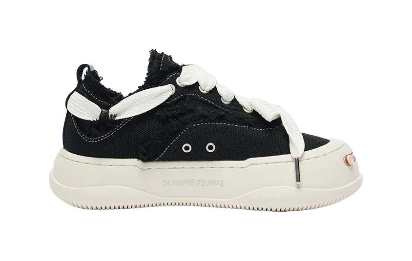 SMILEREPUBLIC Open Laugh Series - Classic Black Low-Top Canvas Shoes with Replaceable Logo Unisex  VJSNEAKER
