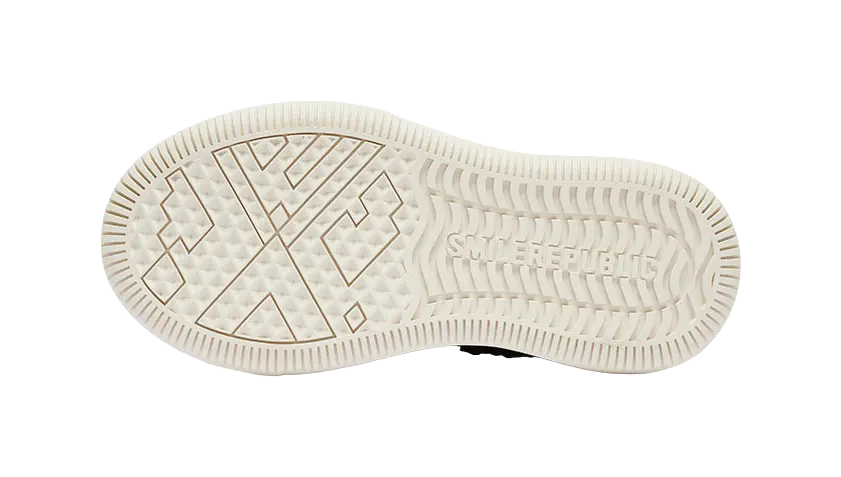 SMILEREPUBLIC Open Laugh Series - Classic Black Low-Top Canvas Shoes with Replaceable Logo Unisex  VJSNEAKER