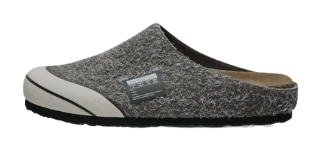 VESSEL Closed Toe Slippers Unisex  VJSNEAKER