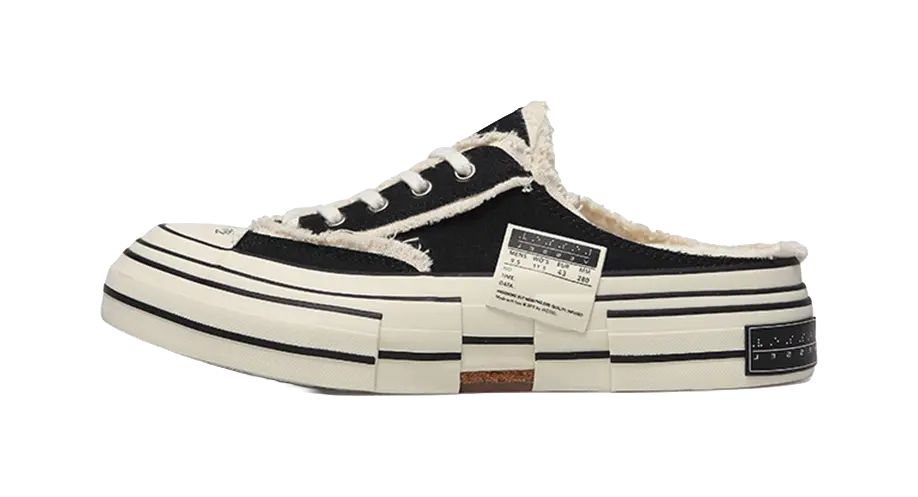 VESSEL Closed Toe Slippers Unisex Black White  VJSNEAKER