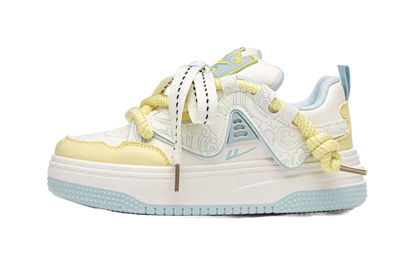 Warrior Abrasion Resistant Breathable Height Increasing Low top Skateboard Shoes Women's Beige Blue Yellow 