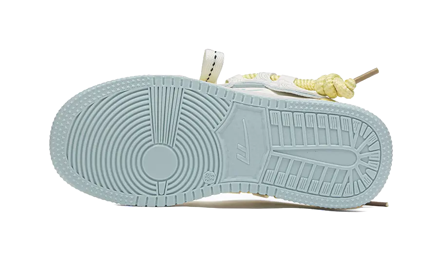 Warrior Abrasion Resistant Breathable Height Increasing Low top Skateboard Shoes Women's Beige Blue Yellow 