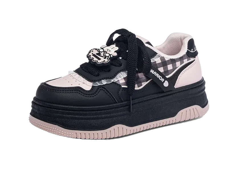 Warrior Abrasion Resistant Breathable Low top Skateboard Shoes Women's Black Pink 