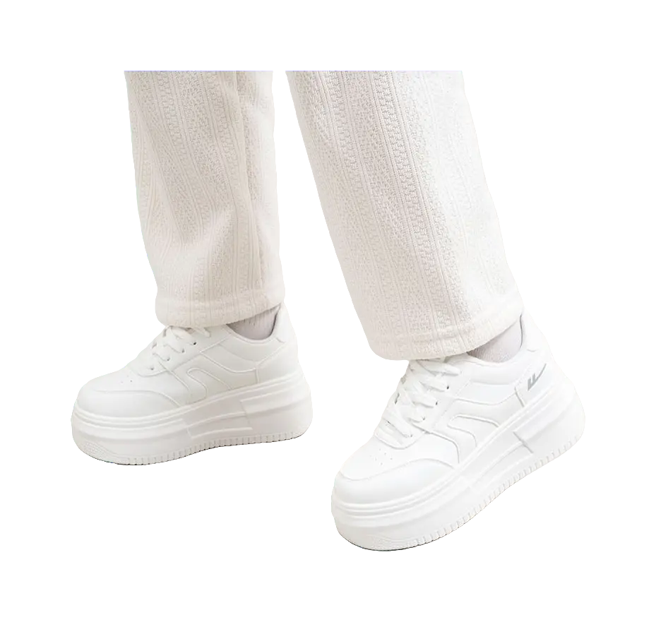 Warrior Abrasion Resistant Height Increasing Low top Skateboard Shoes Women's White 