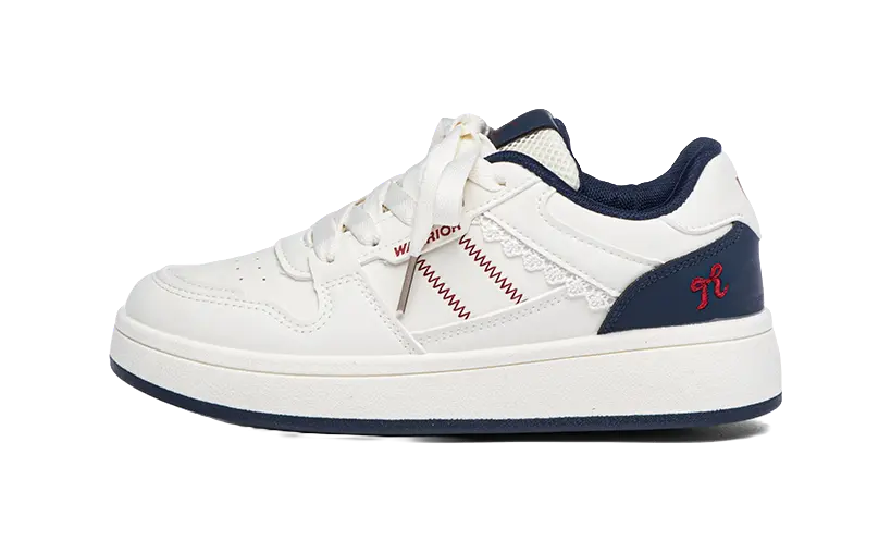 Warrior Coverage Abrasion Resistant Low top Skateboard Shoes Women's Beige Dark Blue 