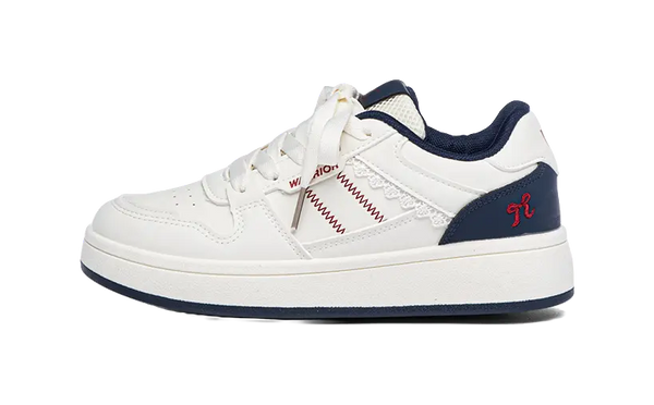 Warrior Coverage Abrasion Resistant Low top Skateboard Shoes Women's Beige Dark Blue 