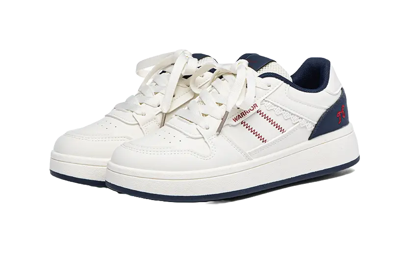 Warrior Coverage Abrasion Resistant Low top Skateboard Shoes Women's Beige Dark Blue 