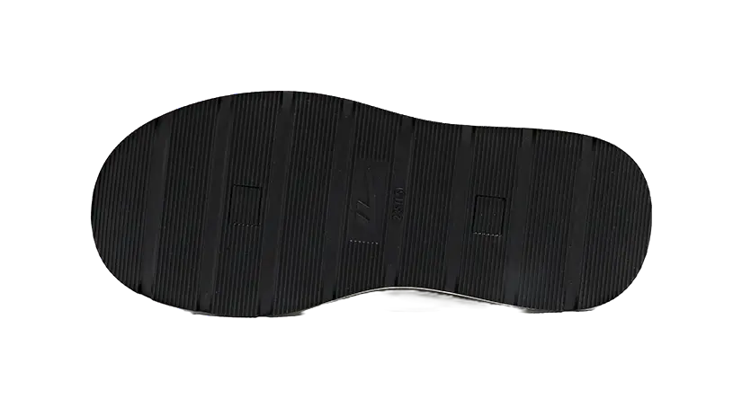 Warrior Low top Skateboard Shoes Women's Beige Black 