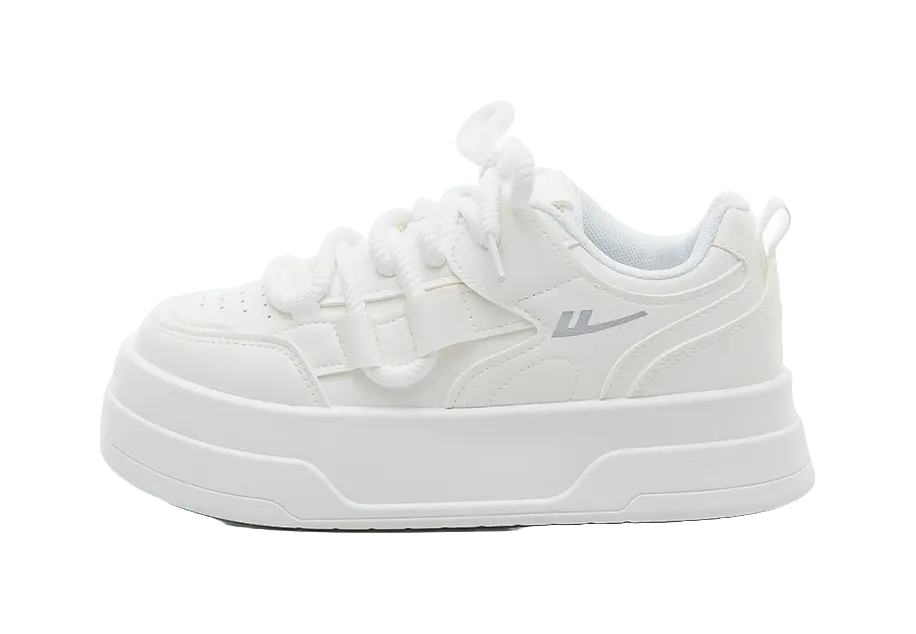 Warrior Slip Resistant Abrasion Resistant Low top Skateboard Shoes Women's White 