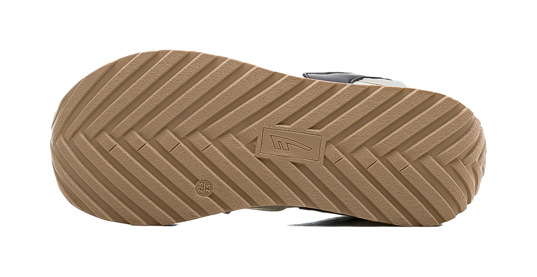 Warrior Slip Resistant, Abrasion Resistant, Quick Dry Casual Shoes Unisex Beige Gray Black 