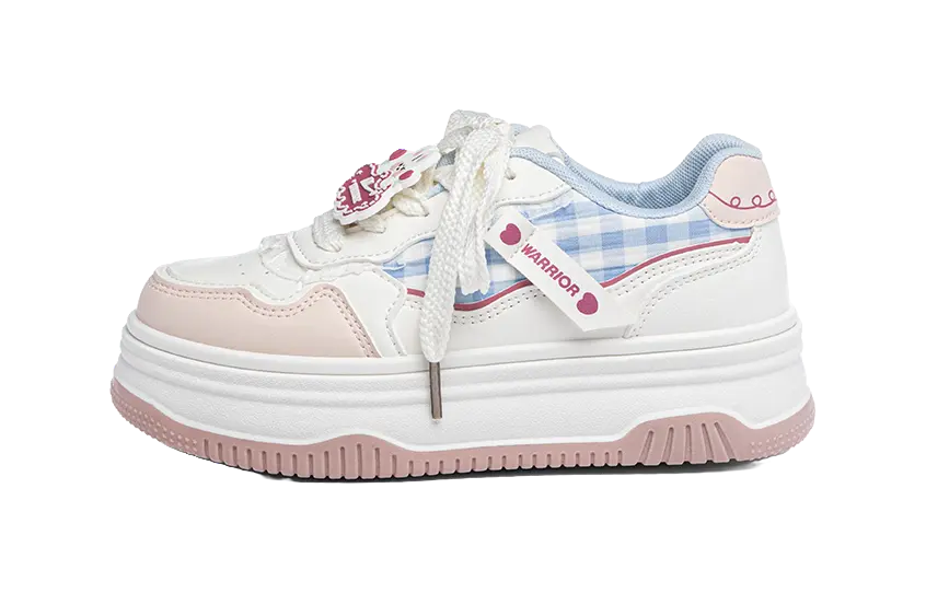 Warrior Wear resistant And Lightweight Low top Skateboard Shoes Women's White Pink Blue 