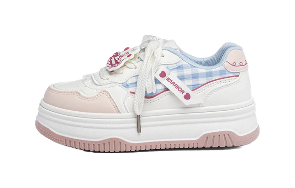 Warrior Wear resistant And Lightweight Low top Skateboard Shoes Women's White Pink Blue 