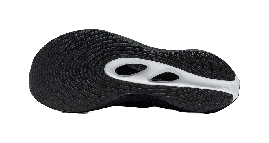 XTEP 260X 1.0 Abrasion Resistant Support Low Top Carbon Plate Marathon Running Shoes Men's Black 