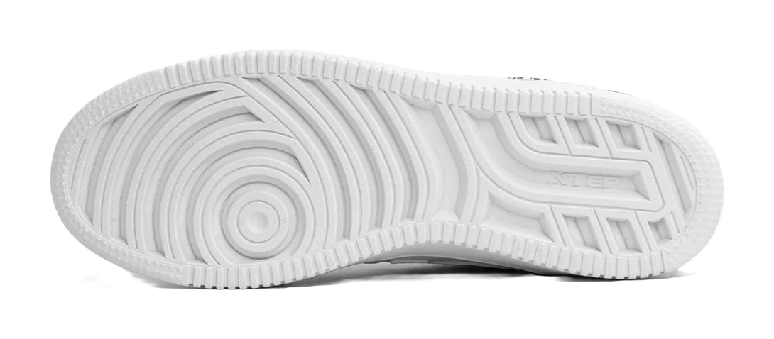 XTEP Air Force One Slip Resistant Abrasion Resistant Low top Skateboard Shoes Men's Black White 